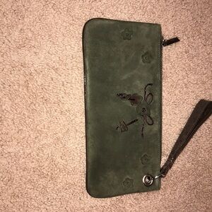 NWOT Vaneli suede like wristlet with flower design and multiple card pockets